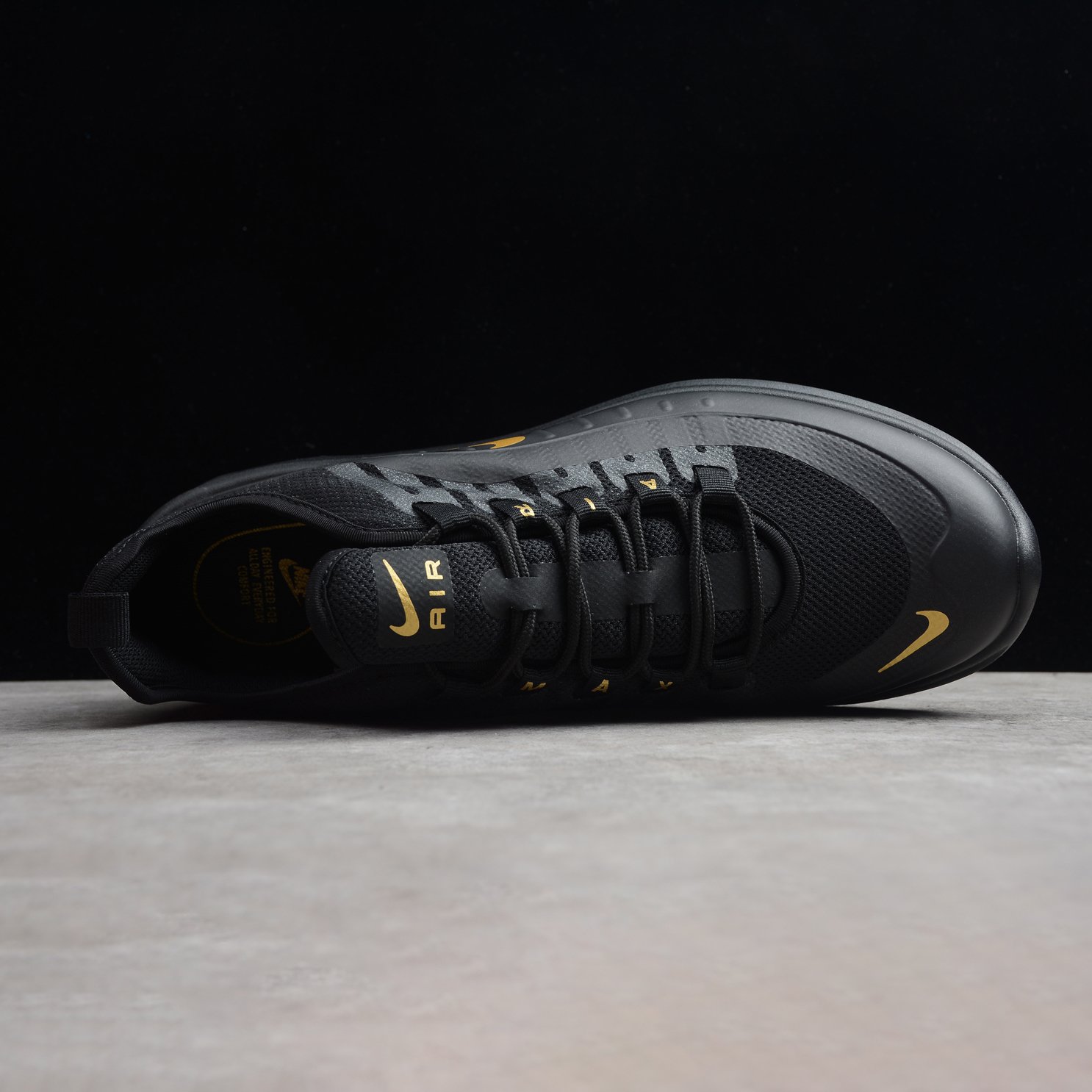 air max axis black and gold